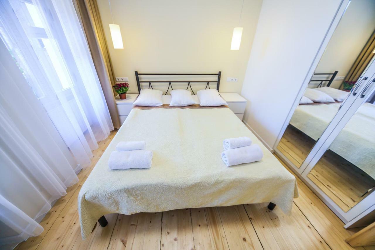 Parajhouse Appartamento Tbilisi Esterno foto